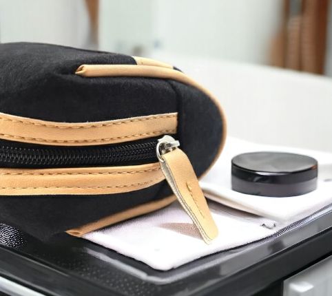 Несессер Марсель / Косметичка дорожная с застёжкой молнией